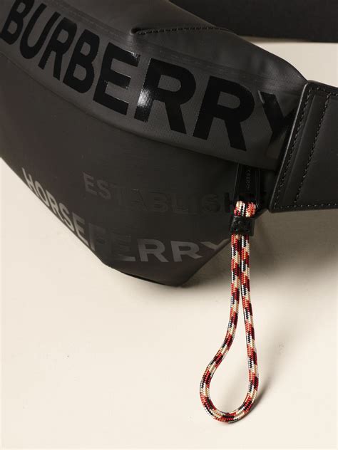 marsupio burberry prezzo|Nuova collezione di marsupi da uomo di Burberry su FARFETCH.